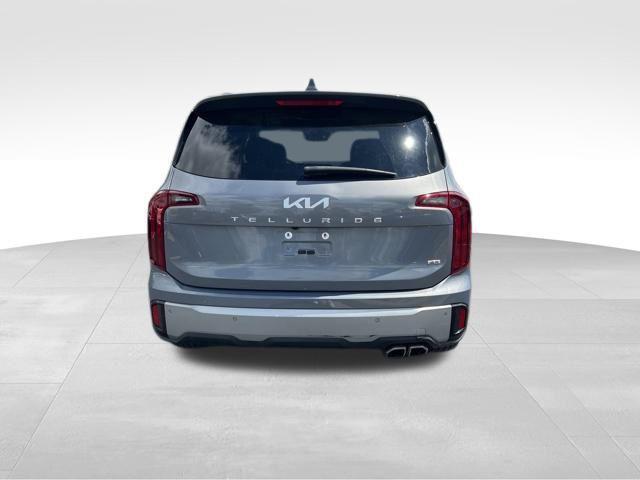 Photo of 2024 Everlasting Silver Kia Telluride