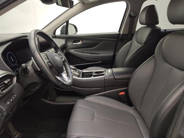 Photo of 2023 Gray Hyundai SANTA FE