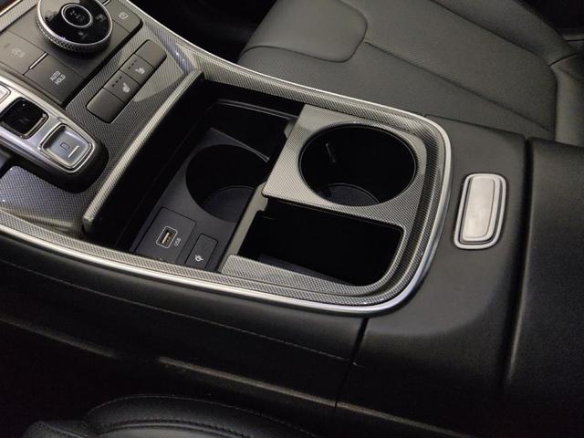 Photo of 2023 Gray Hyundai SANTA FE
