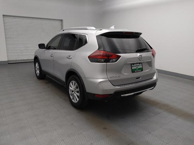 Photo of 2020 Brilliant Silver Metallic Nissan Rogue