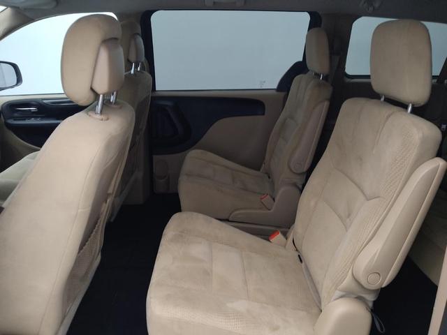 Photo of 2016 Brilliant Black Crystal Pearlcoat Dodge Grand Caravan