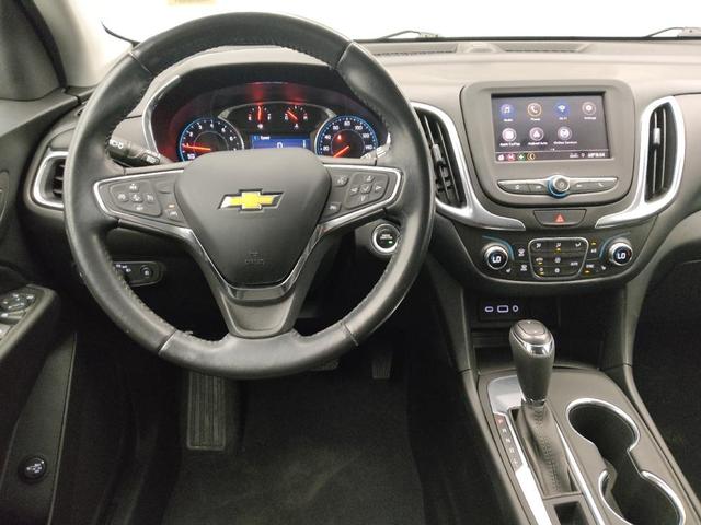 Photo of 2020 Silver Ice Metallic Chevrolet Equinox