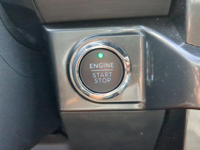 Photo of 2023 Oxford White Ford F-150
