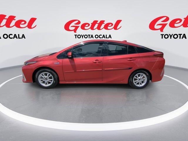 Photo of 2019 Hypersonic Red Toyota Prius Prime