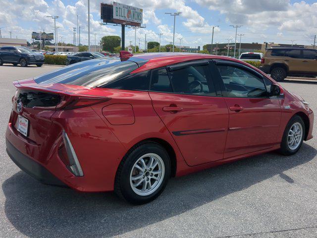 Photo of 2019 Hypersonic Red Toyota Prius Prime