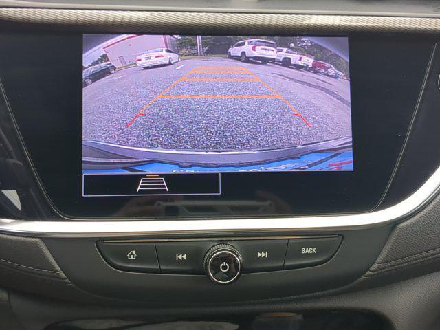 Photo of 2022 White Frost Tricoat Buick Encore GX