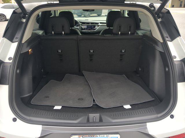 Photo of 2022 White Frost Tricoat Buick Encore GX