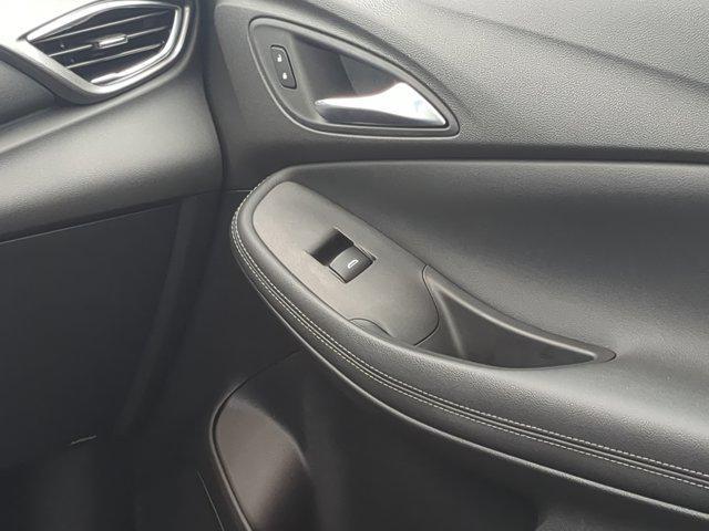 Photo of 2022 White Frost Tricoat Buick Encore GX