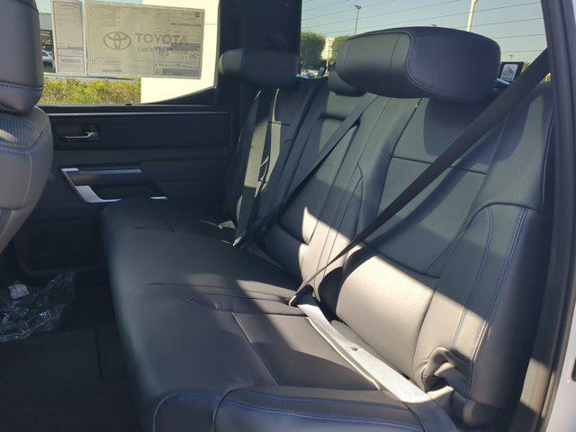 Photo of 2025 Wind Chill Pearl [Extra_Cost_Color] Toyota Tundra Hybrid