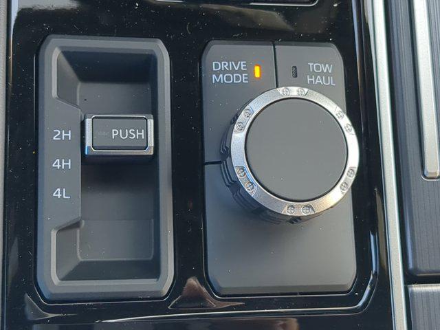 Photo of 2025 Wind Chill Pearl [Extra_Cost_Color] Toyota Tundra Hybrid