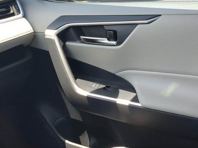 Photo of 2022 Ruby Flare Pearl Toyota RAV4 Hybrid