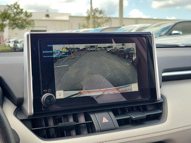 Photo of 2025 Ice Cap Toyota RAV4 Hybrid