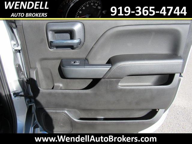 Photo of 2018 Silver Ice Metallic Chevrolet Silverado 1500