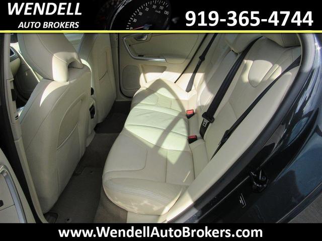 Photo of 2013 Grey Volvo S60