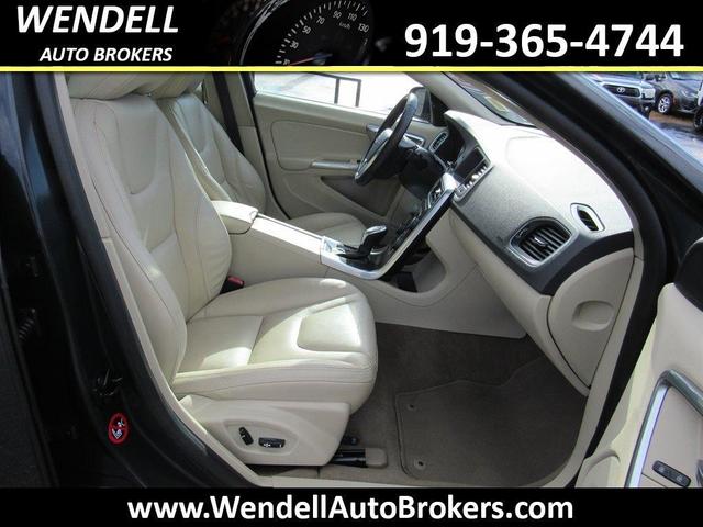 Photo of 2013 Grey Volvo S60