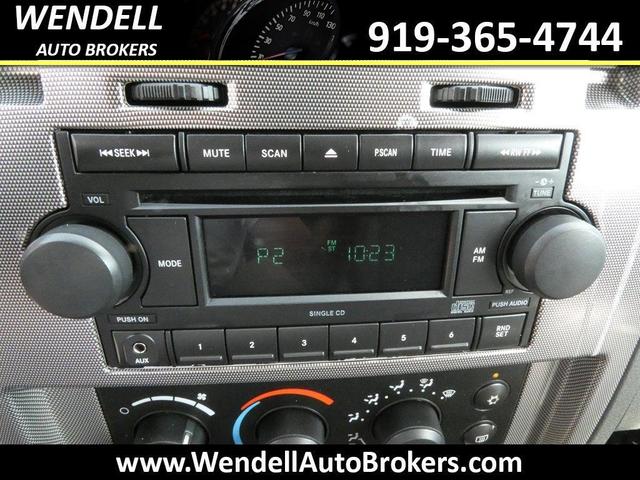 Photo of 2006 Red Dodge Dakota