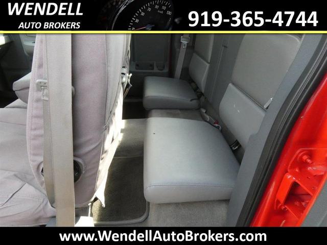 Photo of 2006 Red Dodge Dakota