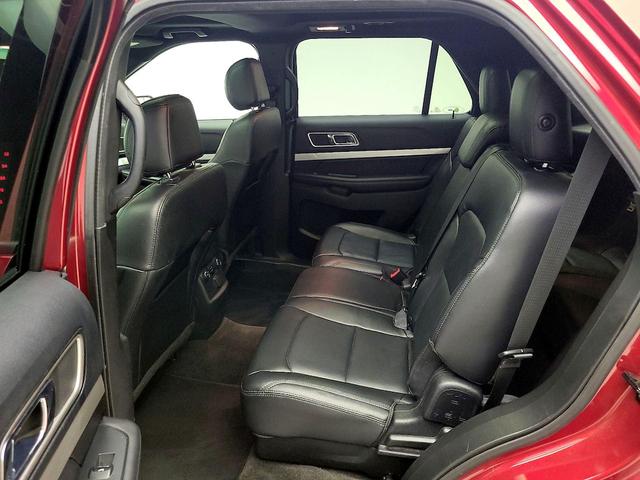 Photo of 2016 Red Ford Explorer