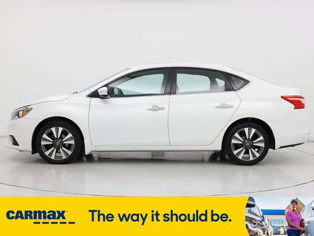 Photo of 2018 White Nissan Sentra
