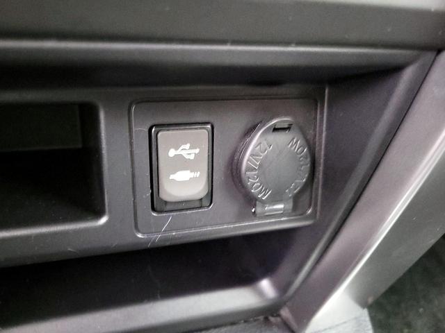 Photo of 2015 Silver Toyota 4Runner