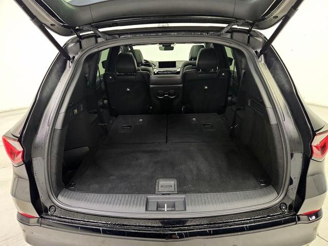 Photo of 2022 Black Acura MDX