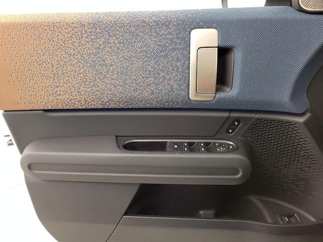Photo of 2025 White MINI Countryman