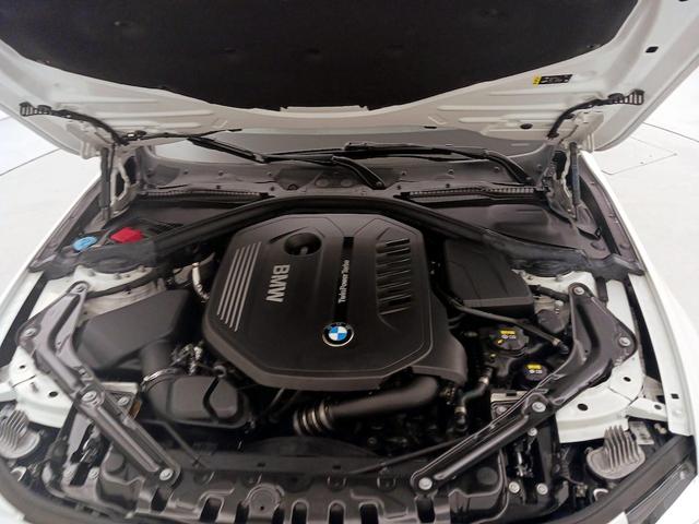 Photo of 2018 White BMW 440