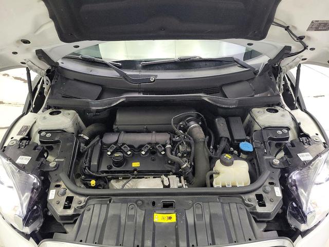 Photo of 2016 White MINI Countryman