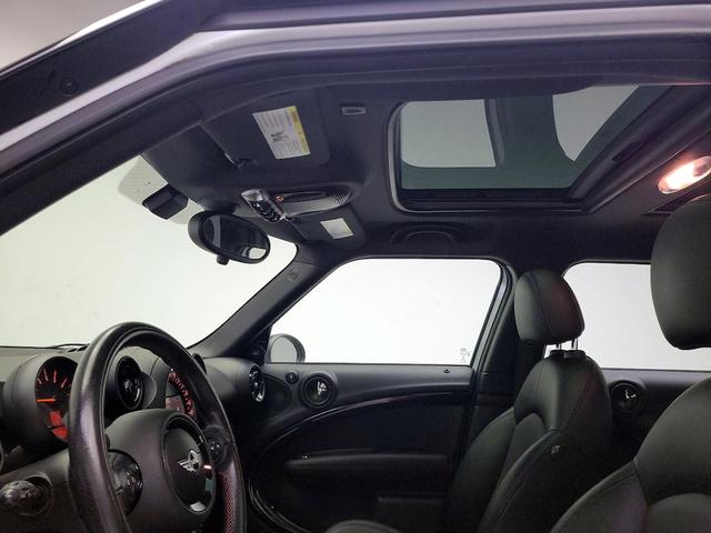 Photo of 2016 White MINI Countryman