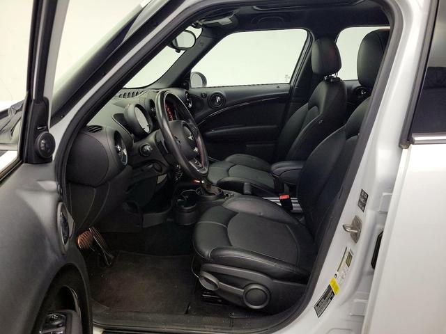 Photo of 2016 White MINI Countryman