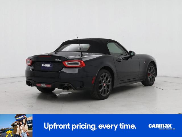 Photo of 2018 Black FIAT 124 Spider