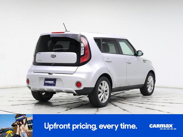 Photo of 2017 Silver Kia Soul