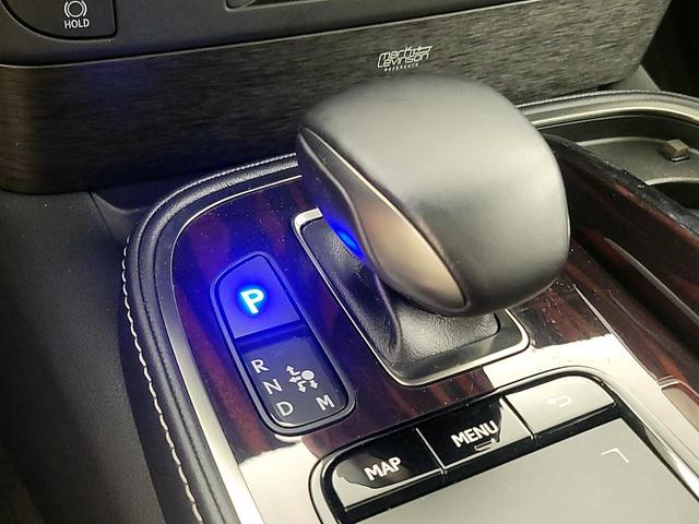 Photo of 2019 Silver Lexus LS 500