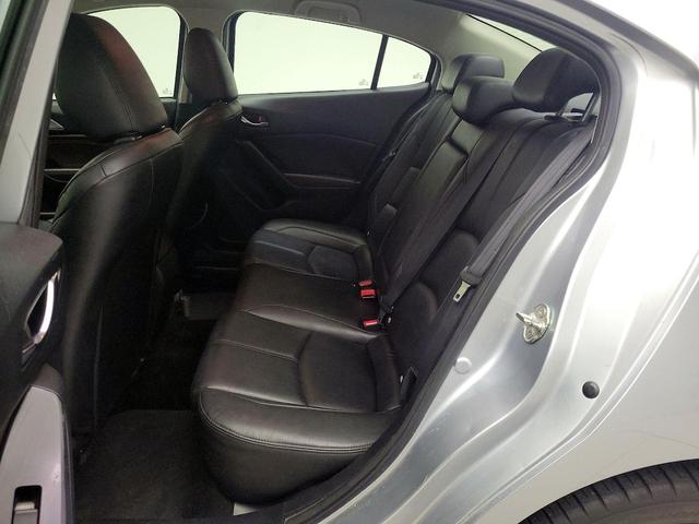 Photo of 2018 Silver Mazda Mazda3