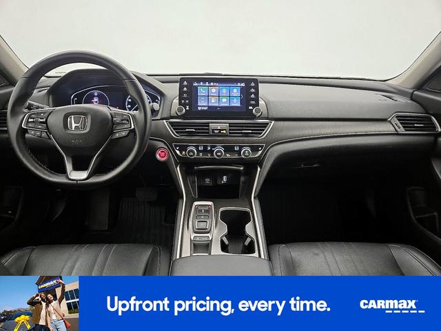 Photo of 2018 Silver Honda Accord