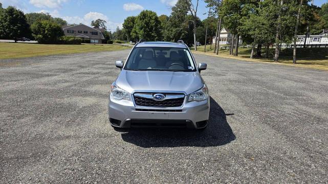 Photo of 2015 Ice Silver Metallic Subaru Forester