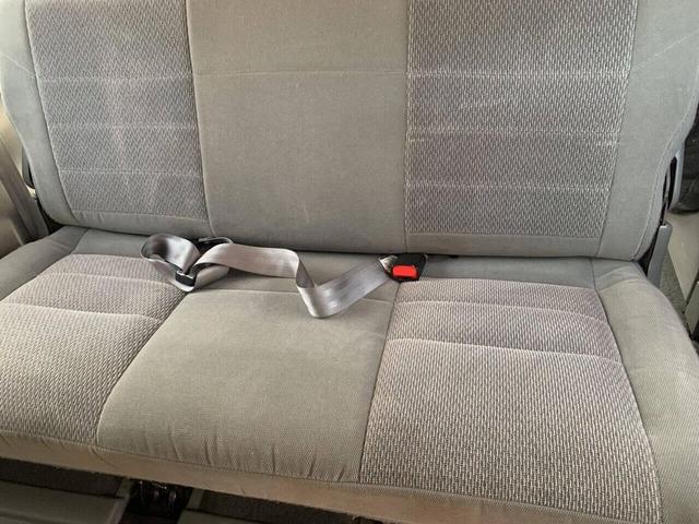 Photo of 2004 True Blue Clearcoat Metallic Ford Excursion