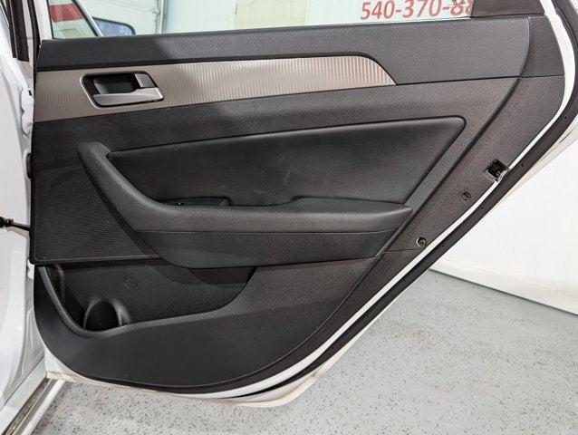 Photo of 2018 Quartz White Pearl Hyundai SONATA