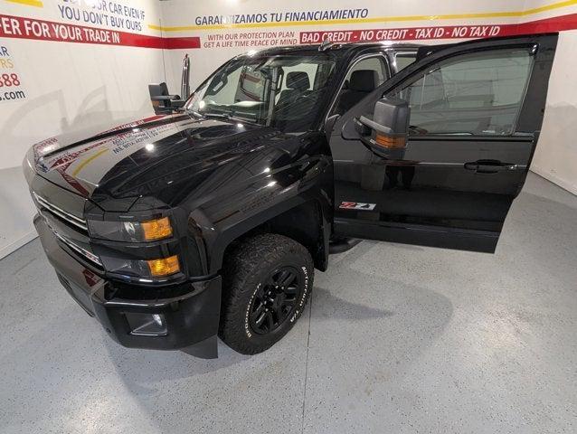 Photo of 2019 Black Chevrolet Silverado 2500