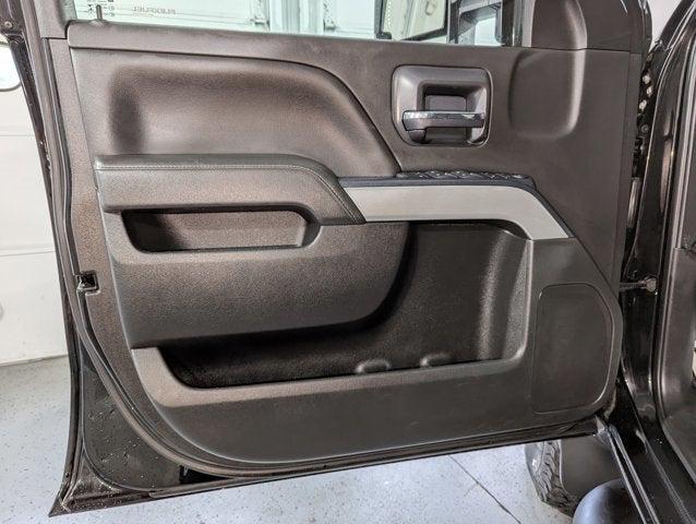 Photo of 2019 Black Chevrolet Silverado 2500