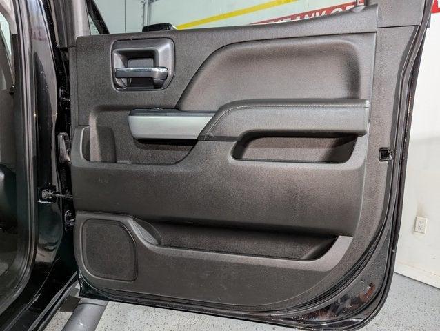 Photo of 2019 Black Chevrolet Silverado 2500