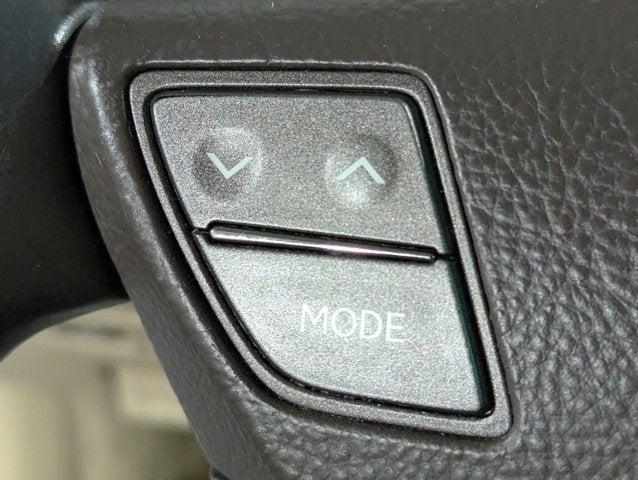 Photo of 2011 Starfire Pearl Lexus LS 460