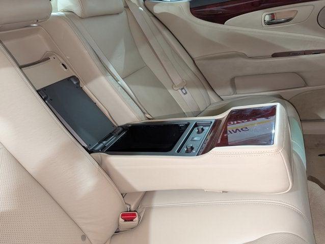 Photo of 2011 Starfire Pearl Lexus LS 460