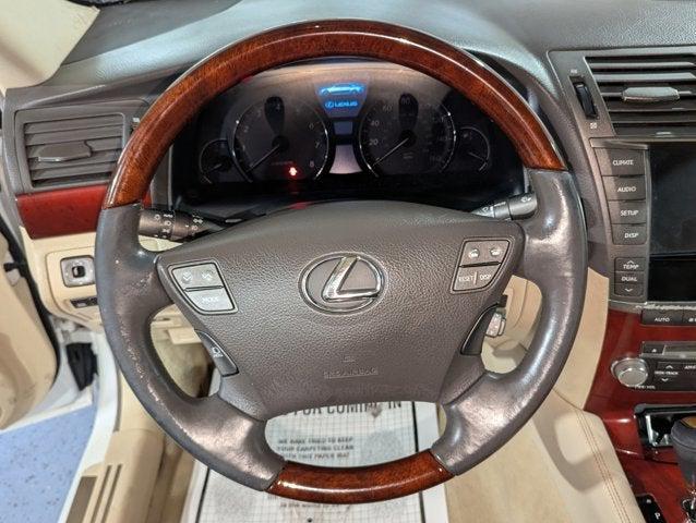 Photo of 2011 Starfire Pearl Lexus LS 460