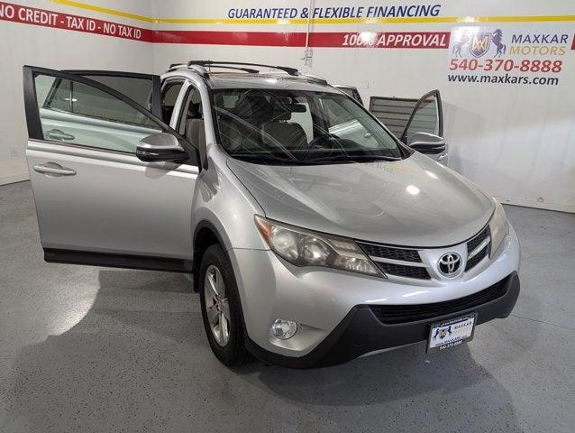 Photo of 2015 Classic Silver Metallic Toyota RAV4