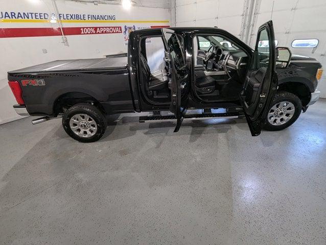 Photo of 2017 Shadow Black Ford F-350