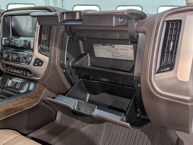 Photo of 2017 White Frost Tricoat GMC Sierra 1500