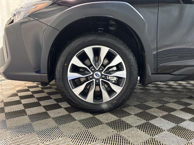 Photo of 2025 Crystal Black Silica Subaru Outback