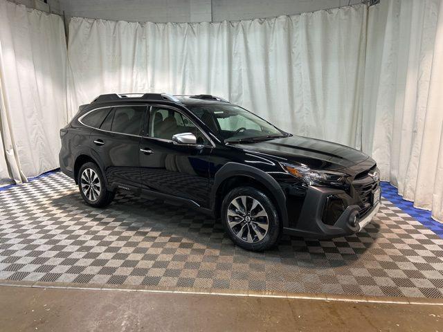 Photo of 2025 Crystal Black Silica Subaru Outback