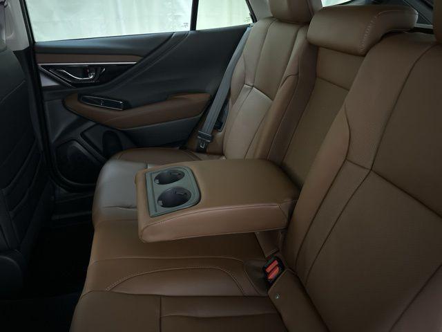 Photo of 2025 Crystal Black Silica Subaru Outback